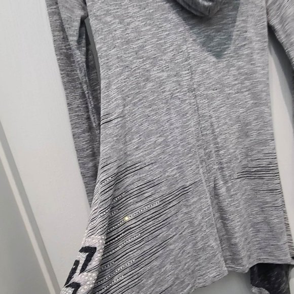 Hooded Tunic with Rhinestones - Picture 5 of 6